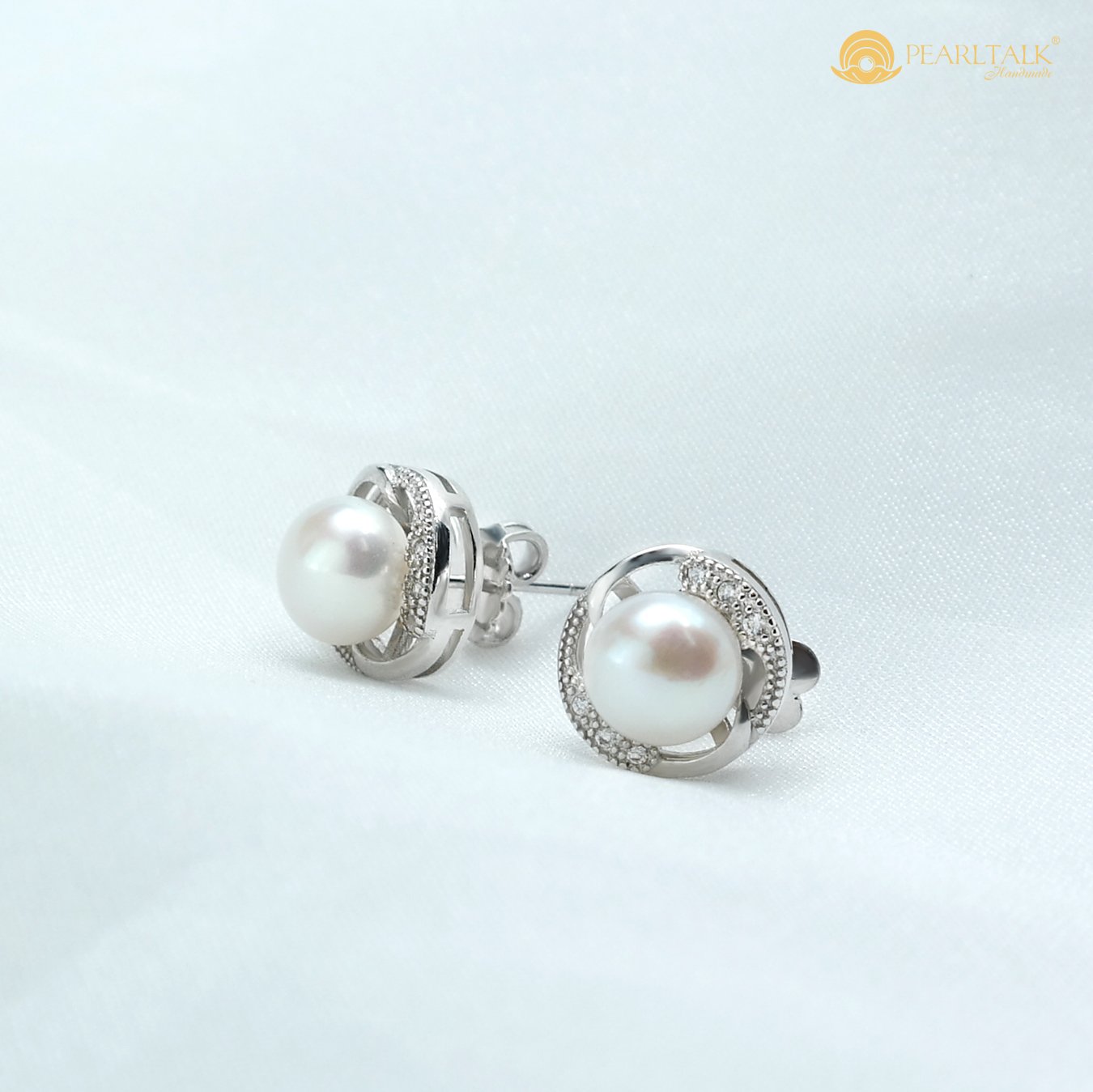 BÔNG TAI BẠC KIỂU BÁN NGUYỆT